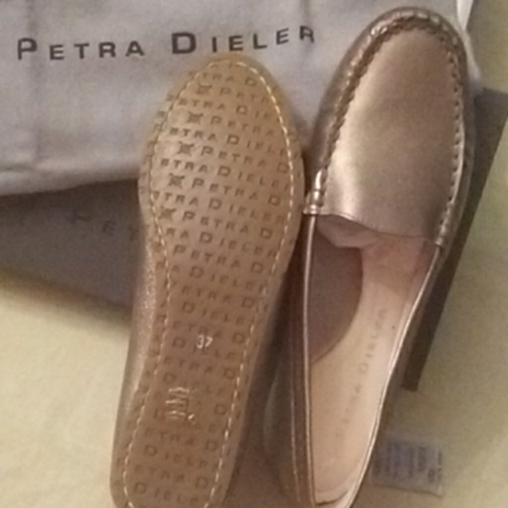 PETRA DIELER Moccasin